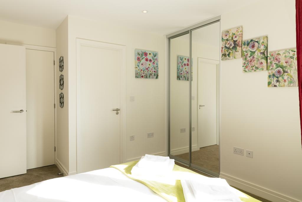 Penthouse 5 Mins Walk To City Centre & Colleges With Balcony & Sleeps 6 Кембридж Экстерьер фото